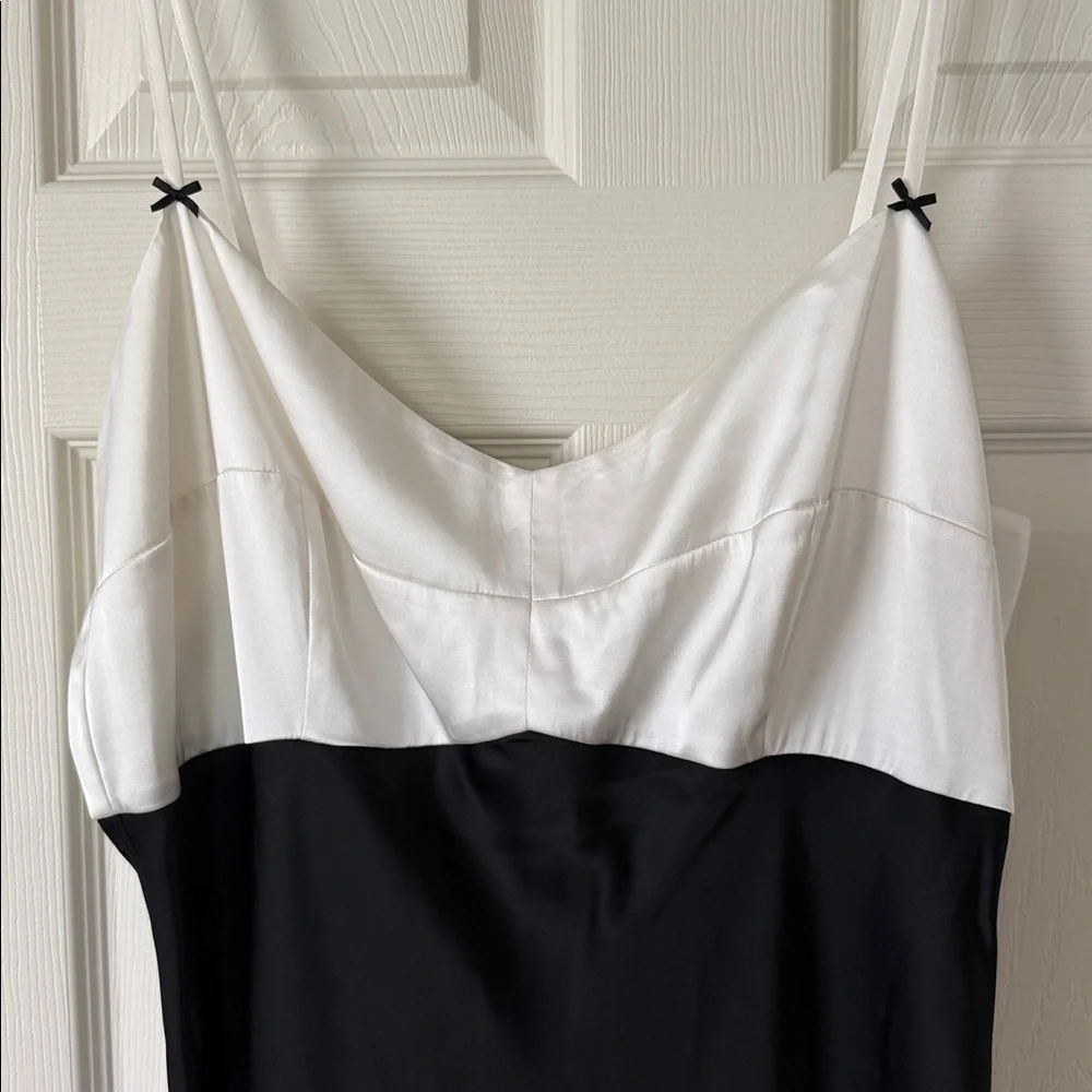 Abercrombie & Fitch Julia Slip Contrast Bodice Maxi Dress Black and White
